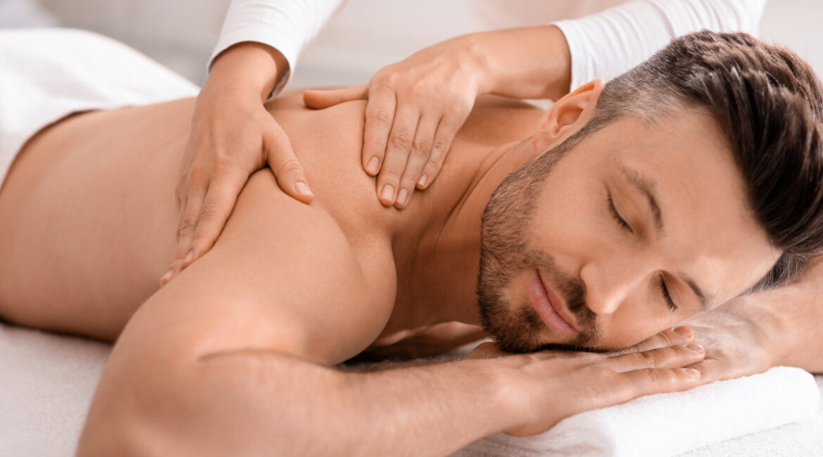 As 9 melhores massagens relaxantes para homens